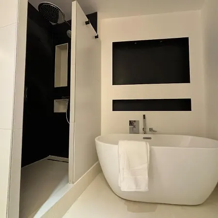 Spacious Apt Luxembourg 6 People Parijs Buitenkant foto