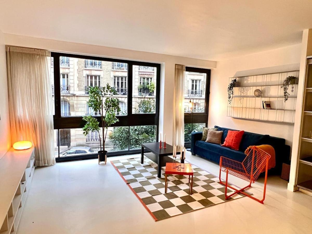 Spacious Luxembourg 6 People Appartement Parijs